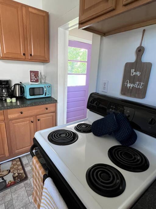 The Purple Door Apt In The Heart Of Radford City Luaran gambar